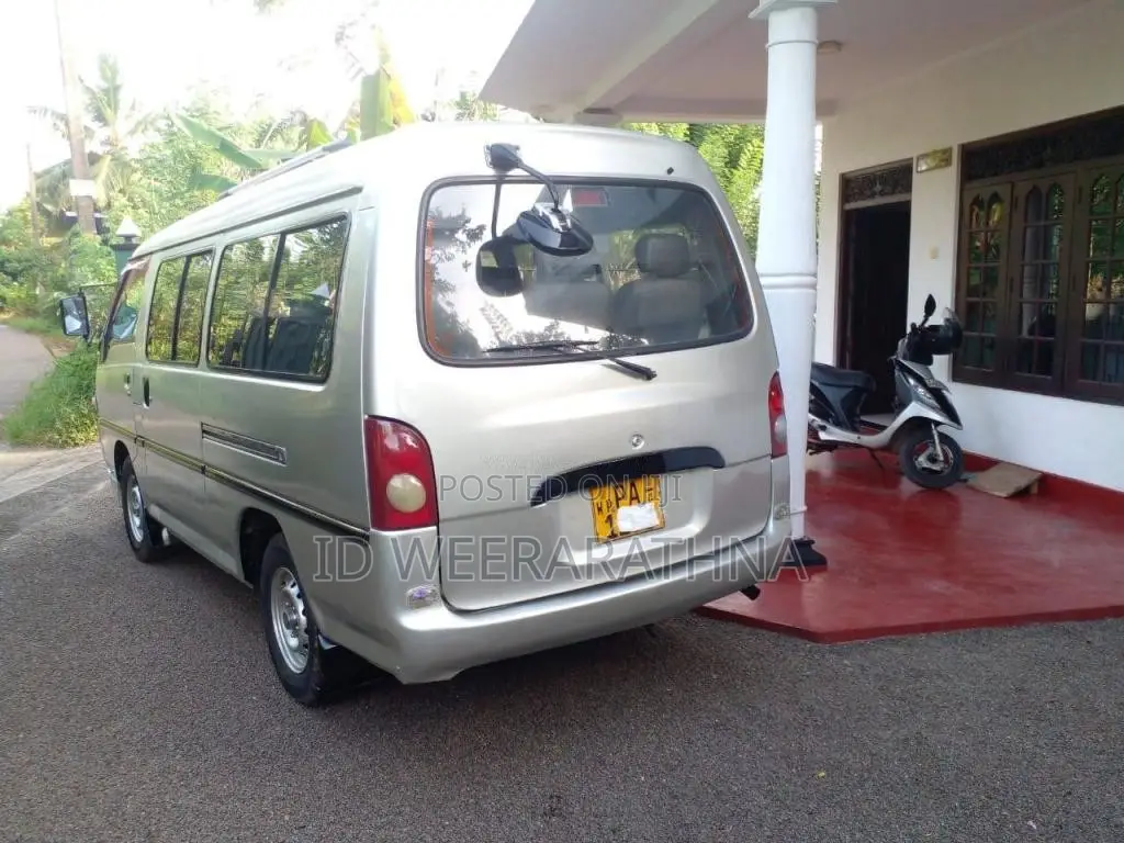 Hyundai H100 2005 Van (Used)