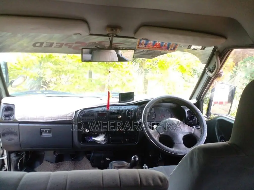 Hyundai H100 2005 Van (Used)