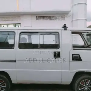 Mitsubishi L300 1989 Van (Used)