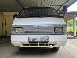 Nissan Vanette 2002 Van (Used)