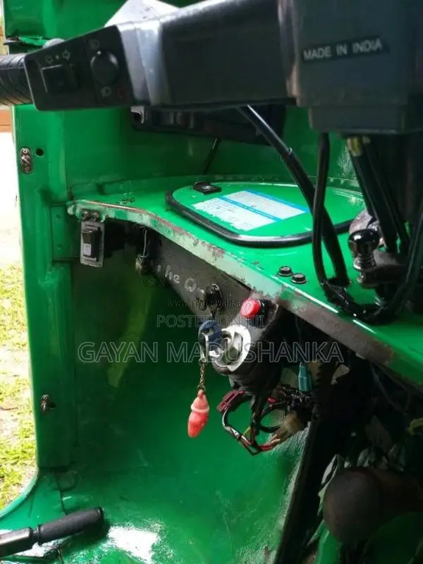 Bajaj 4 Stroke 2008 Three Wheel (Used)