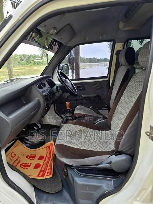 Micro Mpv 2015 Van (Used)