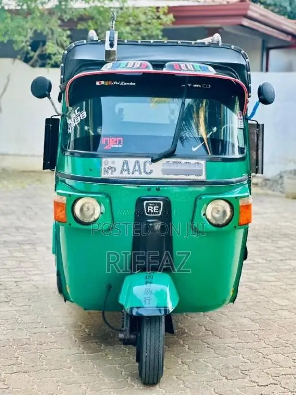 Bajaj RE 205 2012 Three Wheel (Used)