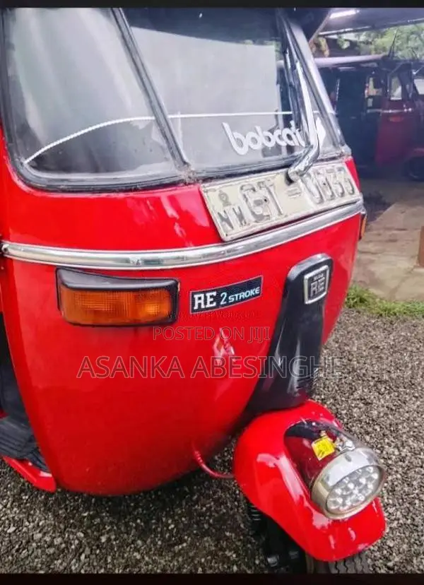 Bajaj RE 2 Stroke 2002 Three Wheel (Used)