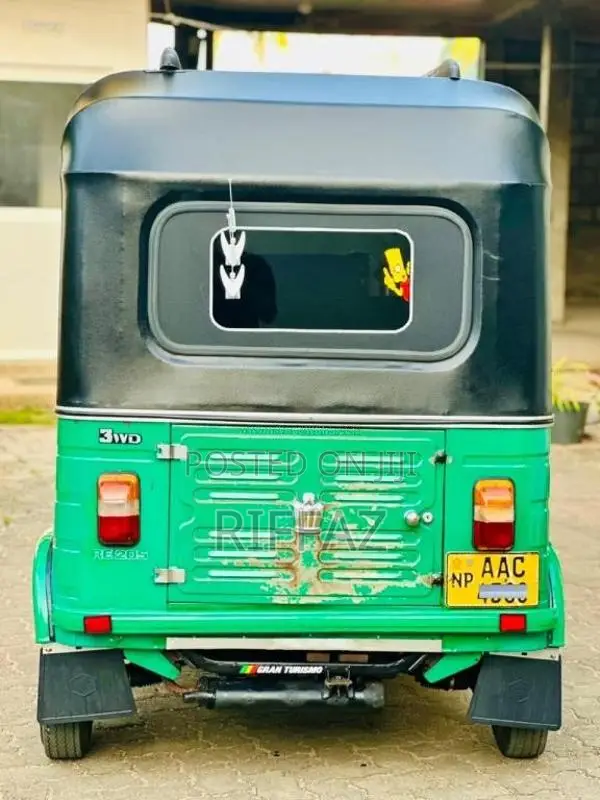 Bajaj RE 205 2012 Three Wheel (Used)