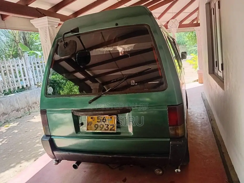 Nissan Vanette 1990 Van (Used)