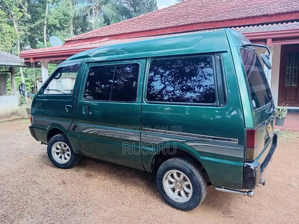 Nissan Vanette 1990 Van (Used)