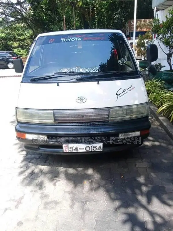 Toyota CR27 1990 Van (Used)