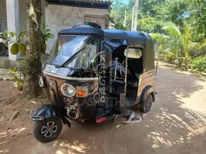 Bajaj RE 4 Stroke 2011 Three Wheel (Used)
