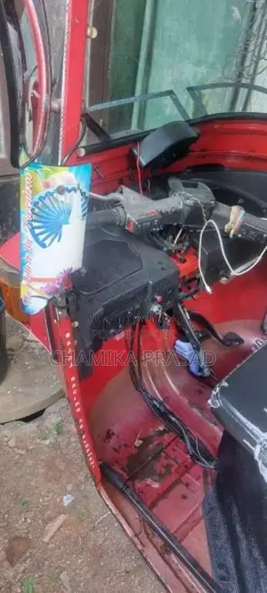 Bajaj 4 Stroke 2013 Three Wheel (Used)