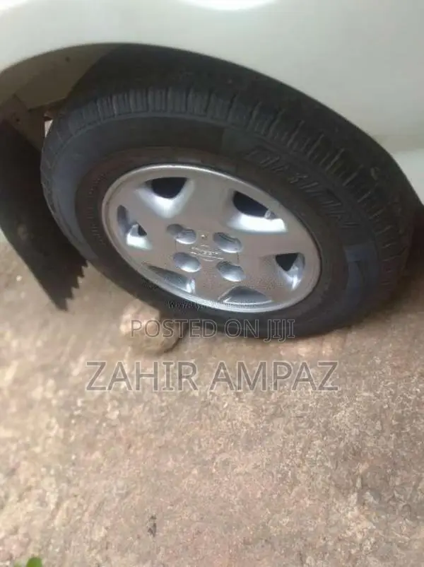 Nissan Vanette 1996 Van (Used)