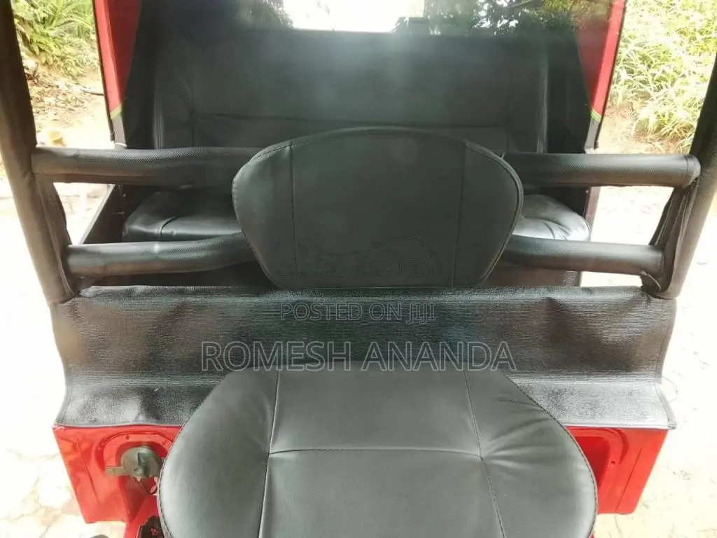 Bajaj 4 stroke 2014 Three Wheel (Used)