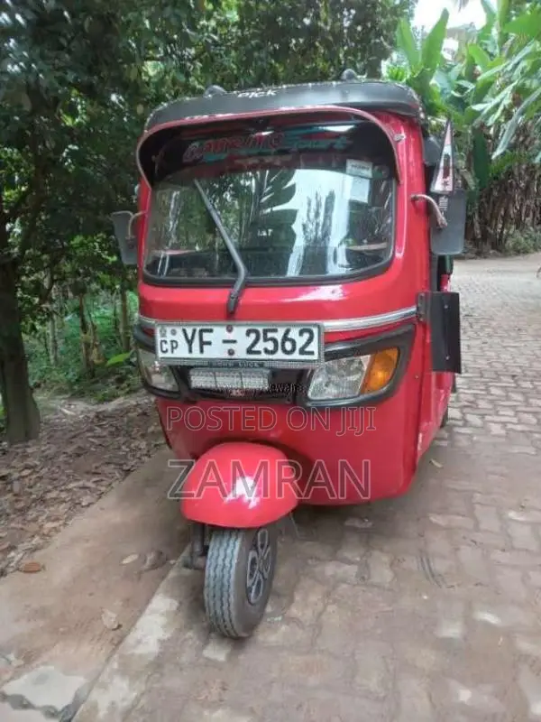 TVS King 2010 Three Wheel (Used)