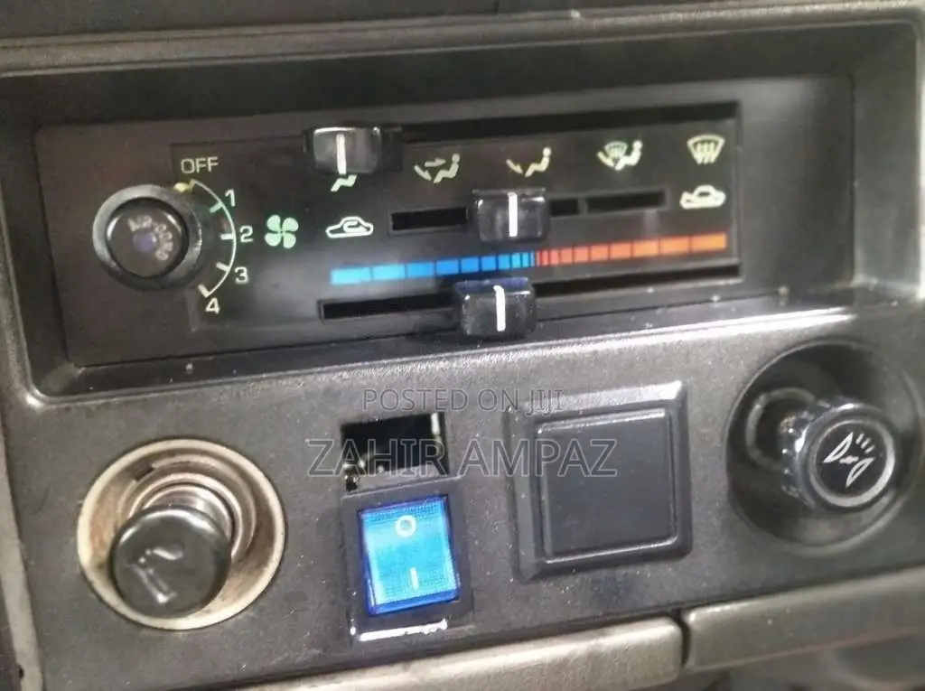 Nissan Vanette 1996 Van (Used)