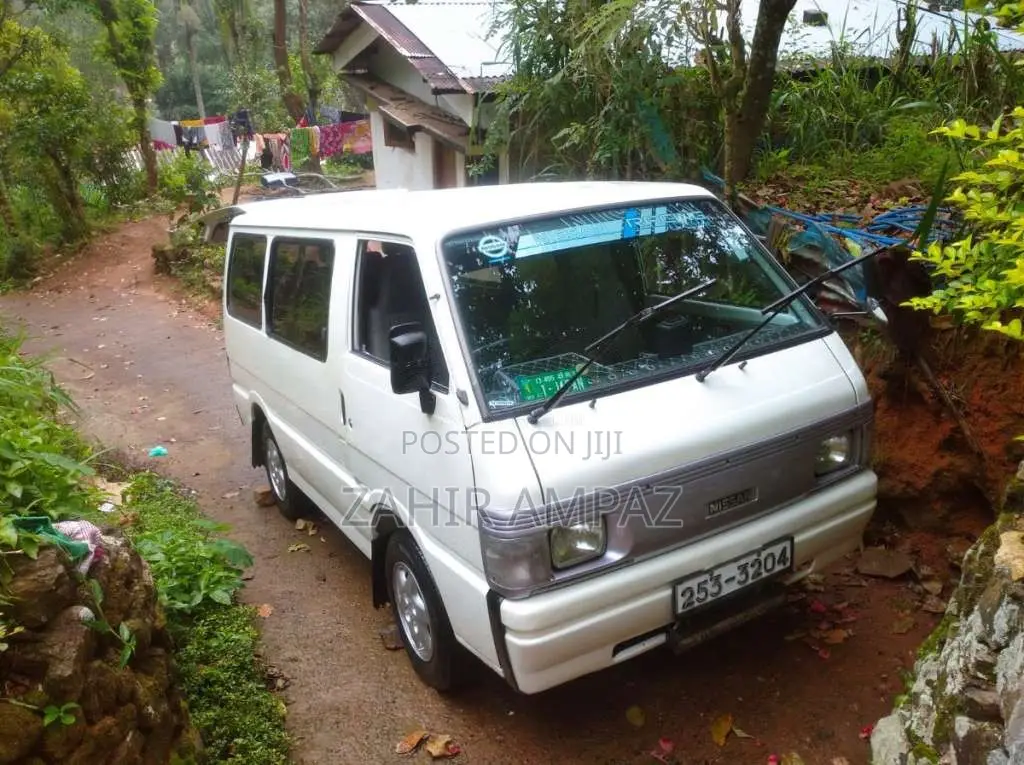 Nissan Vanette 1996 Van (Used)