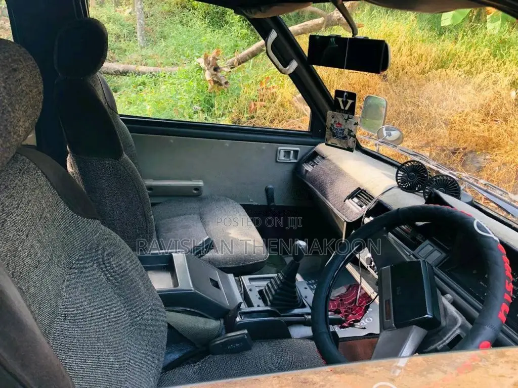 Nissan Vanette 1990 Van (Used)