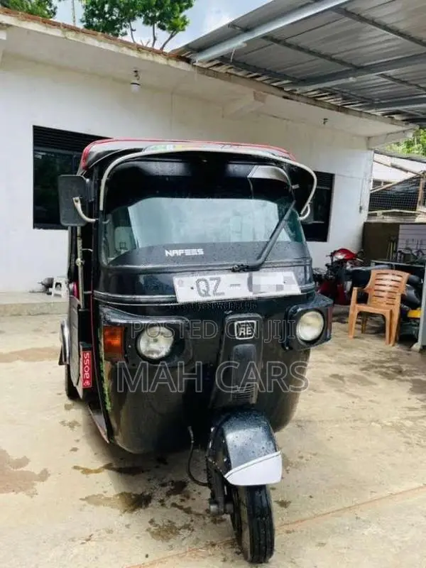 Bajaj RE 4 Stroke 2010 Three Wheel (Used)
