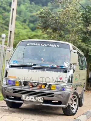 Nissan Caravan 1995 Van (Used)