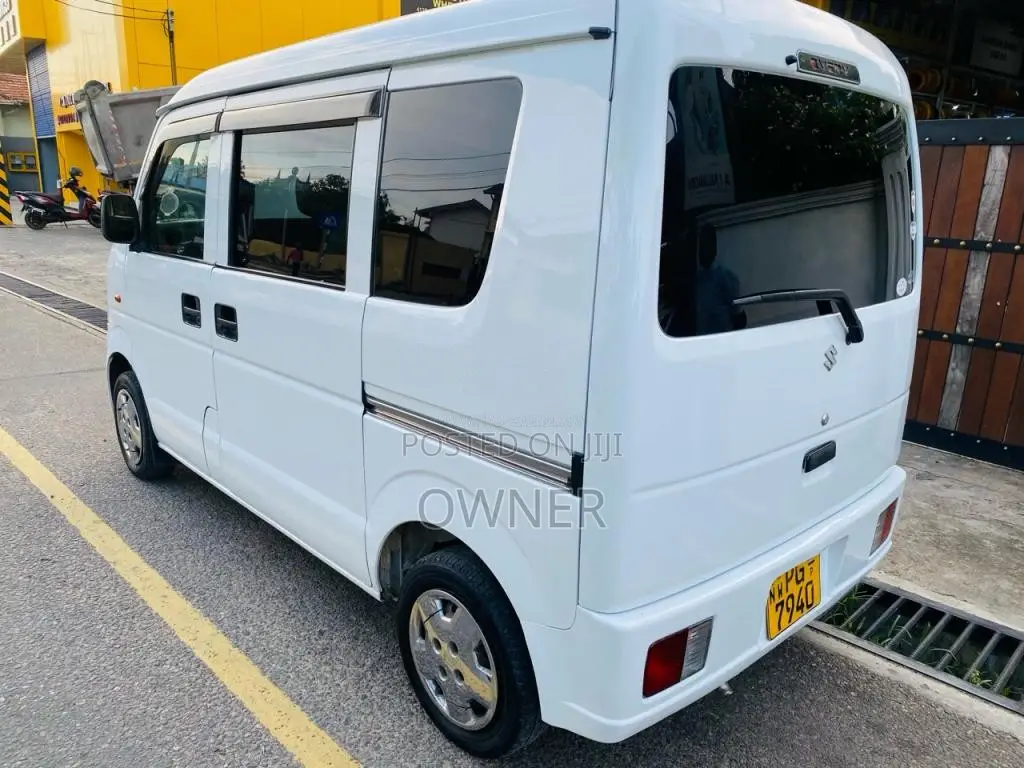 Suzuki Every 2011 Van (Used)