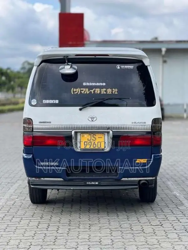 Toyota Dolphin 1999 Van (Used)