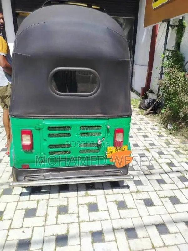 Bajaj RE 4 Stroke 2014 Three Wheel (Used)