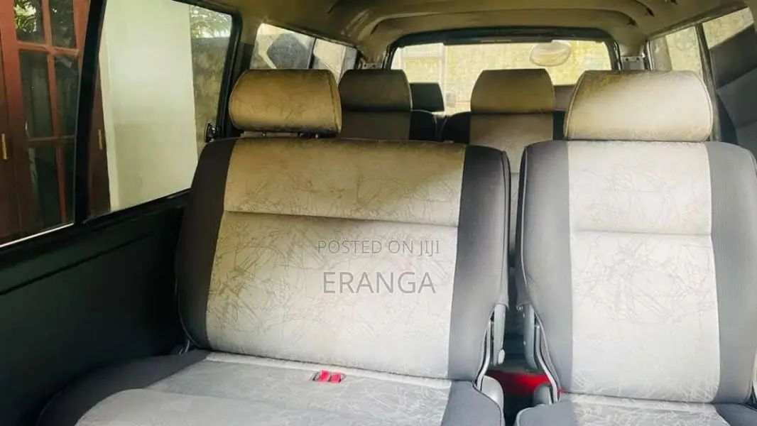 Toyota Dolphin 1994 Van (Used)