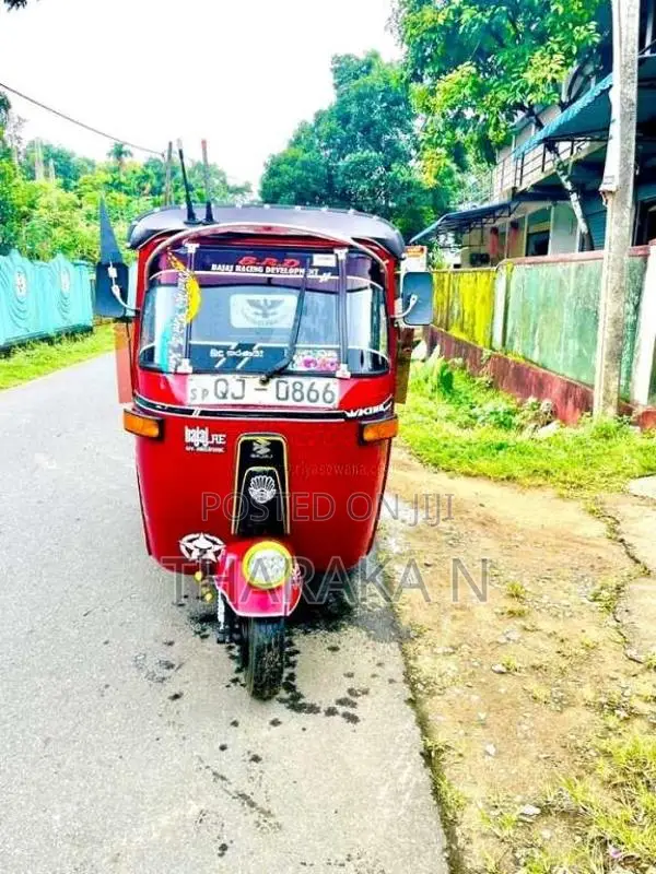 Bajaj 2 Stroke 2006 Three Wheel (Used)