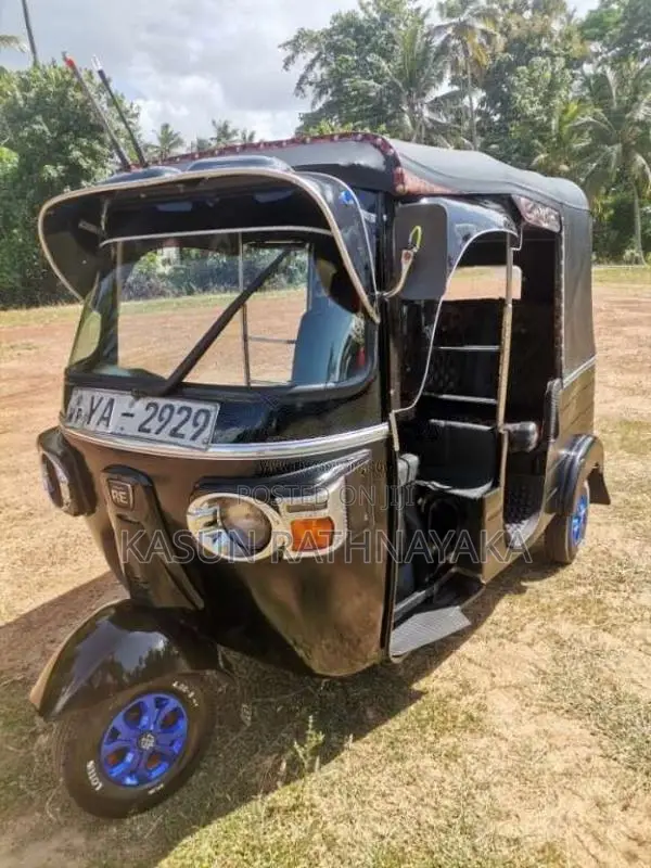 Bajaj 4 Stroke 2010 Three Wheel (Used)
