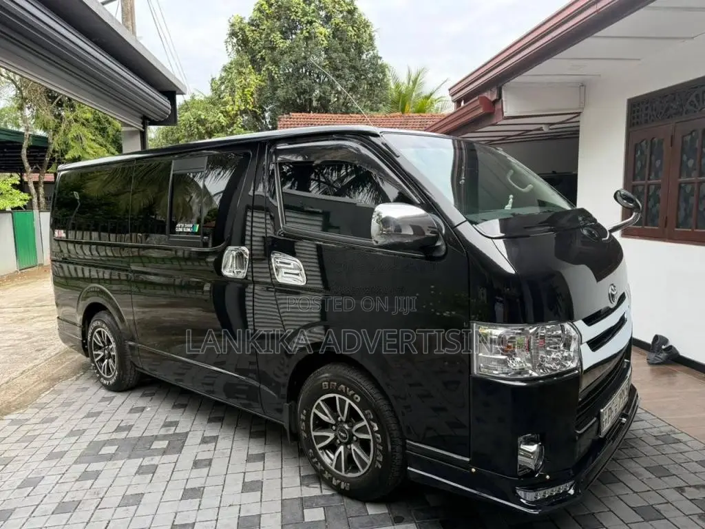 Toyota KDH Super 2011 Van (Used)