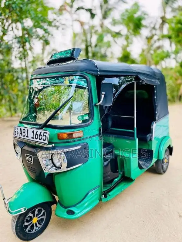 Bajaj RE 2015 Three Wheel (Used)