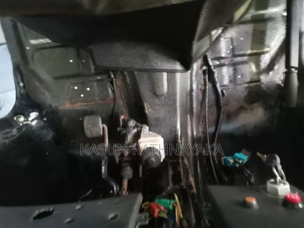 Bajaj 4 Stroke 2010 Three Wheel (Used)
