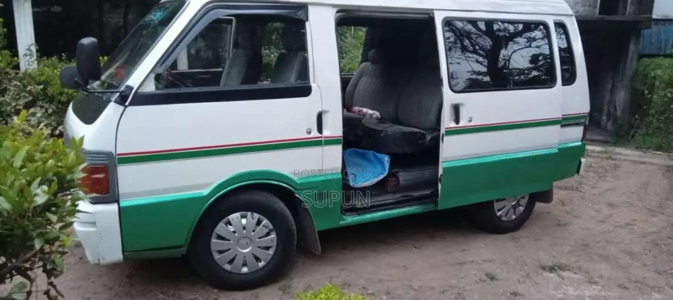Mazda Mazda 1995 Van (Used)