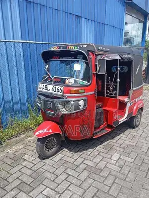 Bajaj Re 2016 Three Wheel (Used)