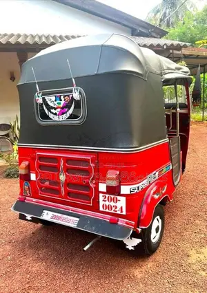 Bajaj RE 2 Stroke 1996 Three Wheel (Used)
