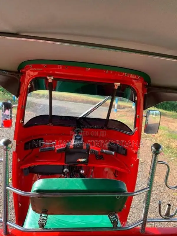 Bajaj 4 stroke 2007 Three Wheel (Used)