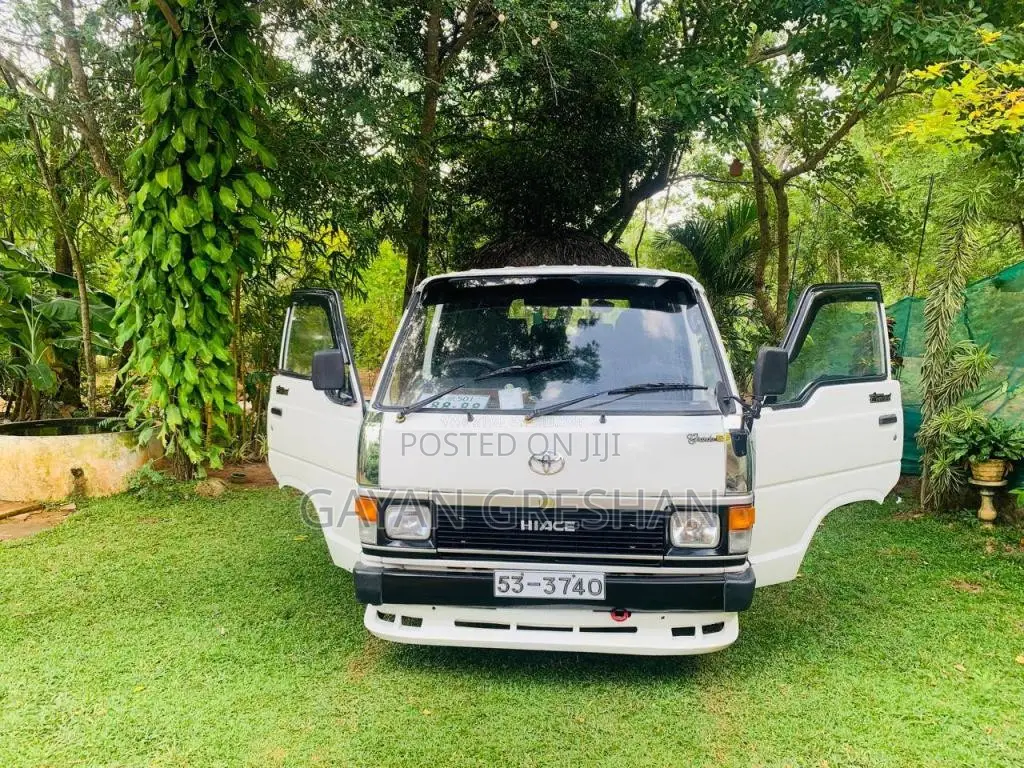 Toyota Hiace SHell 1988 Van (Used)