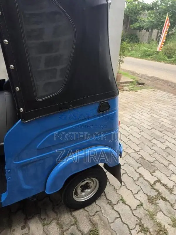 Bajaj 4 stroke 2025 Three Wheel Unregistered (Recondition)