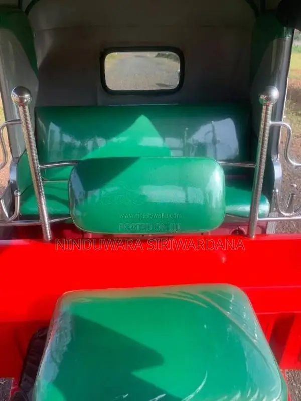 Bajaj 4 stroke 2007 Three Wheel (Used)