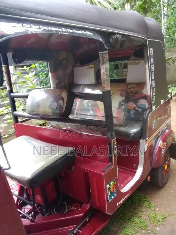 Bajaj 2 Stroke 2004 Three Wheel (Used)