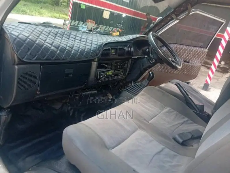 Hyundai H100 1998 Van (Used)