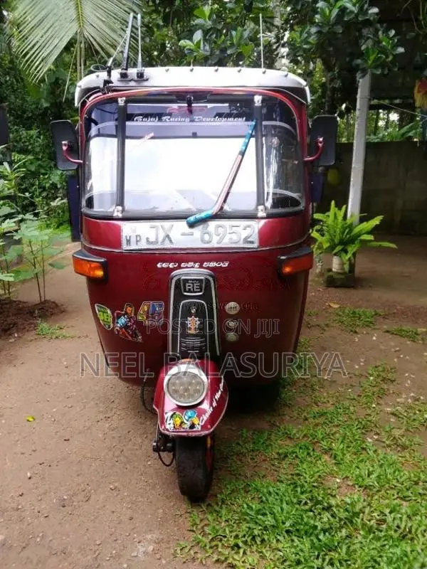 Bajaj 2 Stroke 2004 Three Wheel (Used)