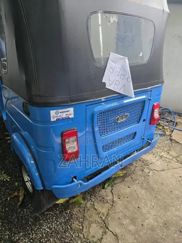 Bajaj 4 stroke 2025 Three Wheel Unregistered (Recondition)