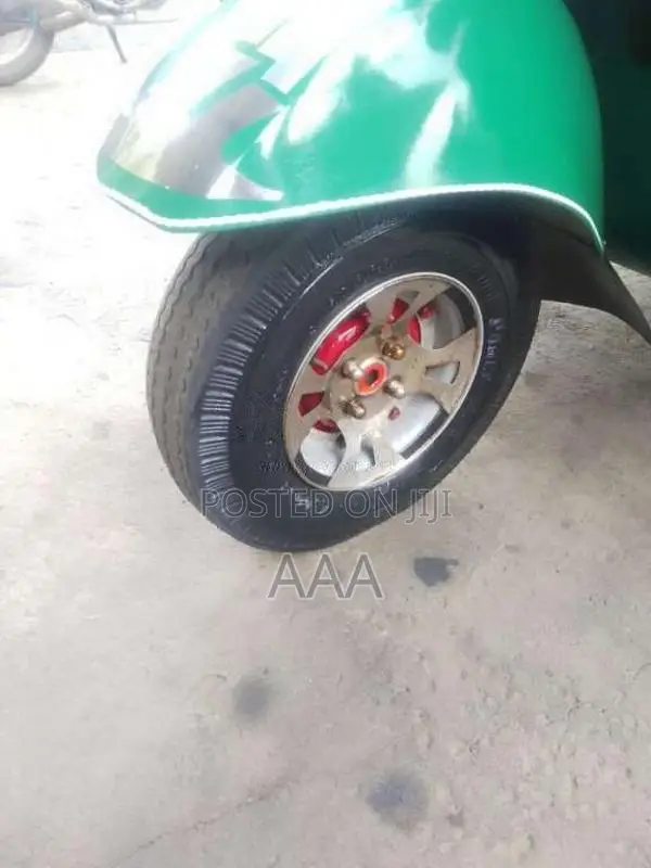 Bajaj RE 2012 Three Wheel (Used)