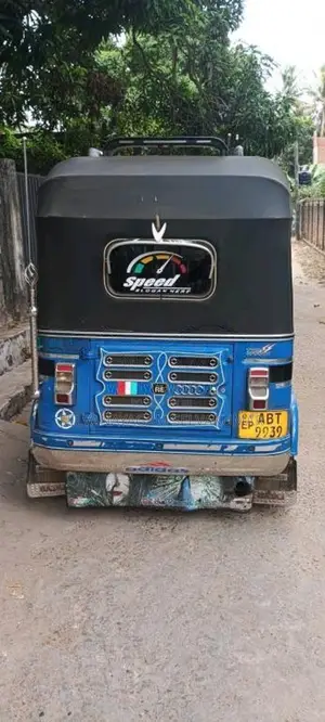 Bajaj 2 Stroke 2019 Three Wheel (Used)
