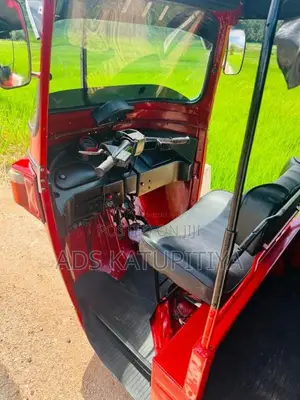 Bajaj RE 4 Stroke 2010 Three Wheel (Used)