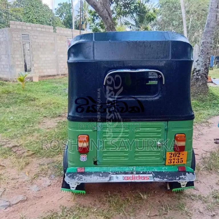 Bajaj 2 Stroke 1998 Three Wheel (Used)