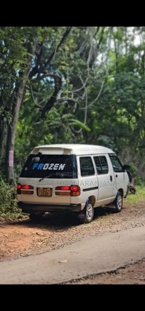 Toyota Lotto CR27 1996 Van (Used)