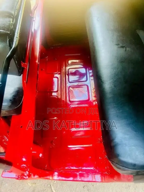 Bajaj RE 4 Stroke 2010 Three Wheel (Used)