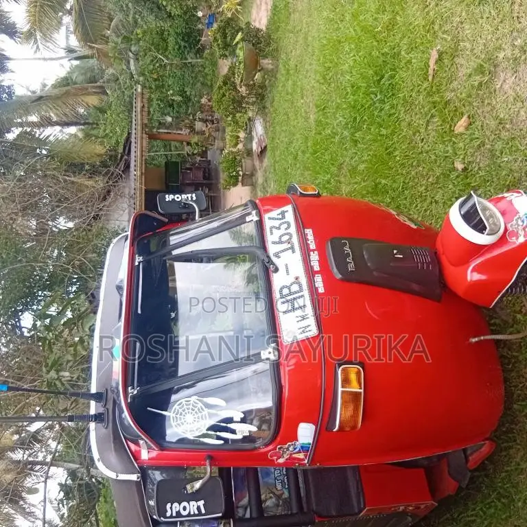 Bajaj 2 Stroke 2004 Three Wheel (Used)