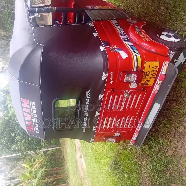 Bajaj 2 Stroke 2004 Three Wheel (Used)